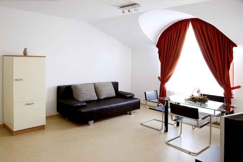 Vila Nona Apartment Sibiu Oda fotoğraf